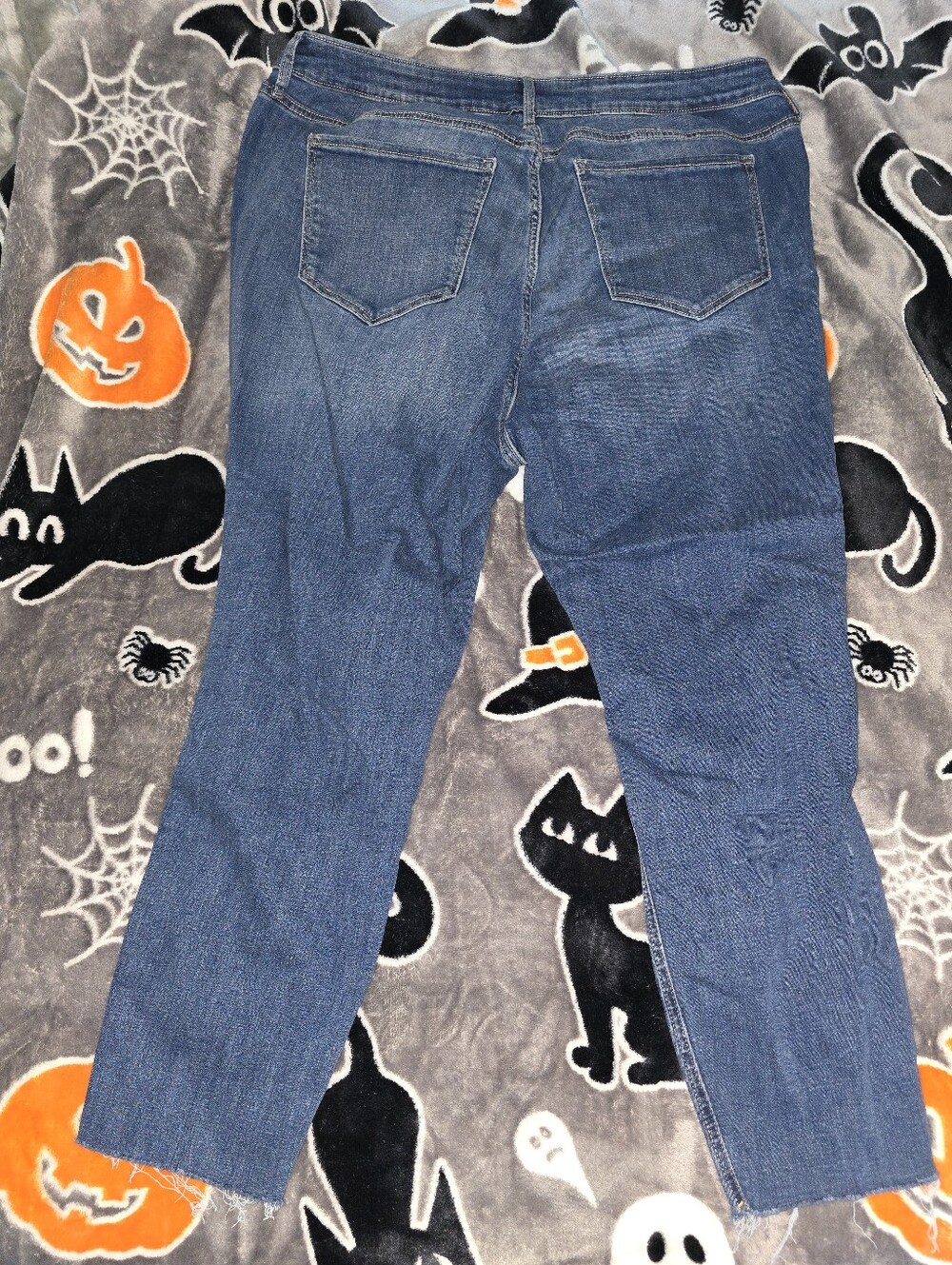 Old Navy Size 22 Rockstar Super Skinny Jeans - Picture 3 of 3